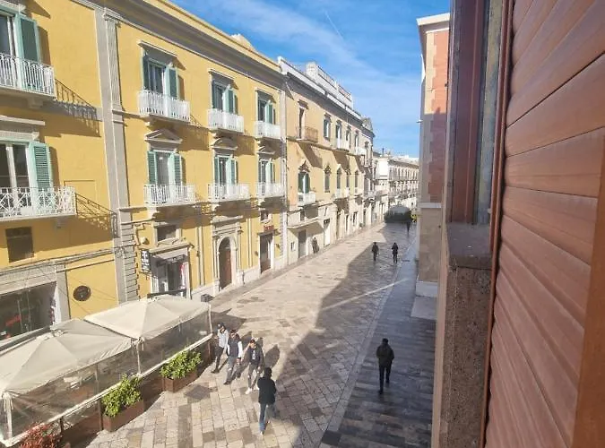 Like - - Via Del Corso Affittacamere Matera