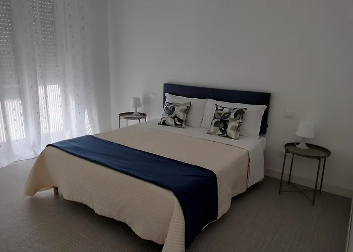 Like - - Via Del Corso